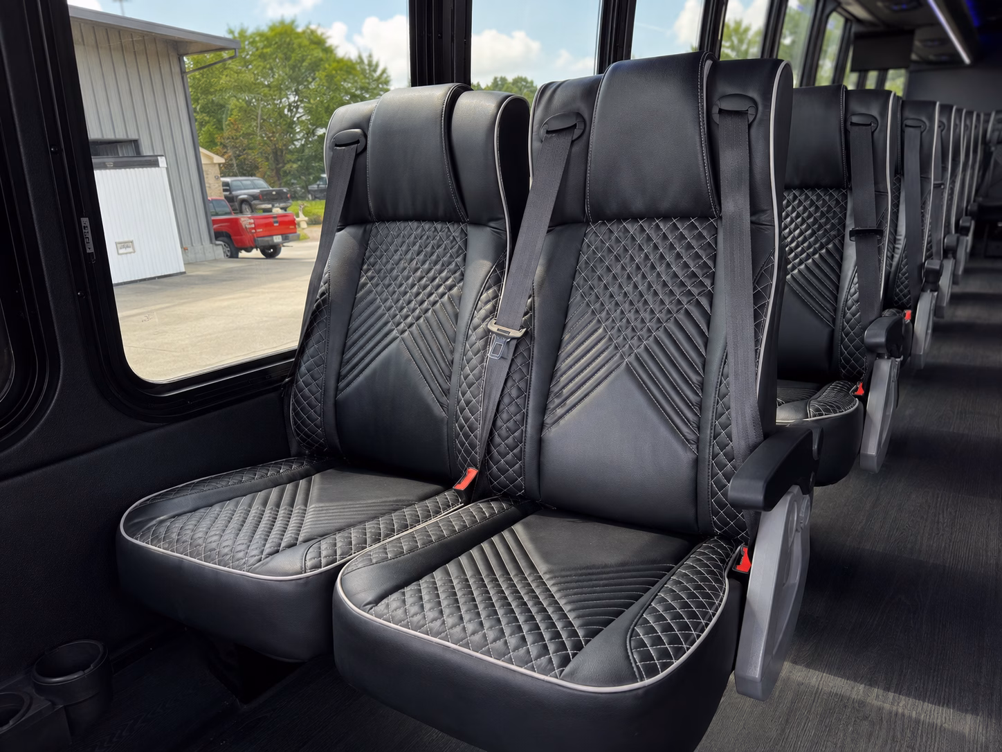 airport transfers between dfw arlington and cedar hill