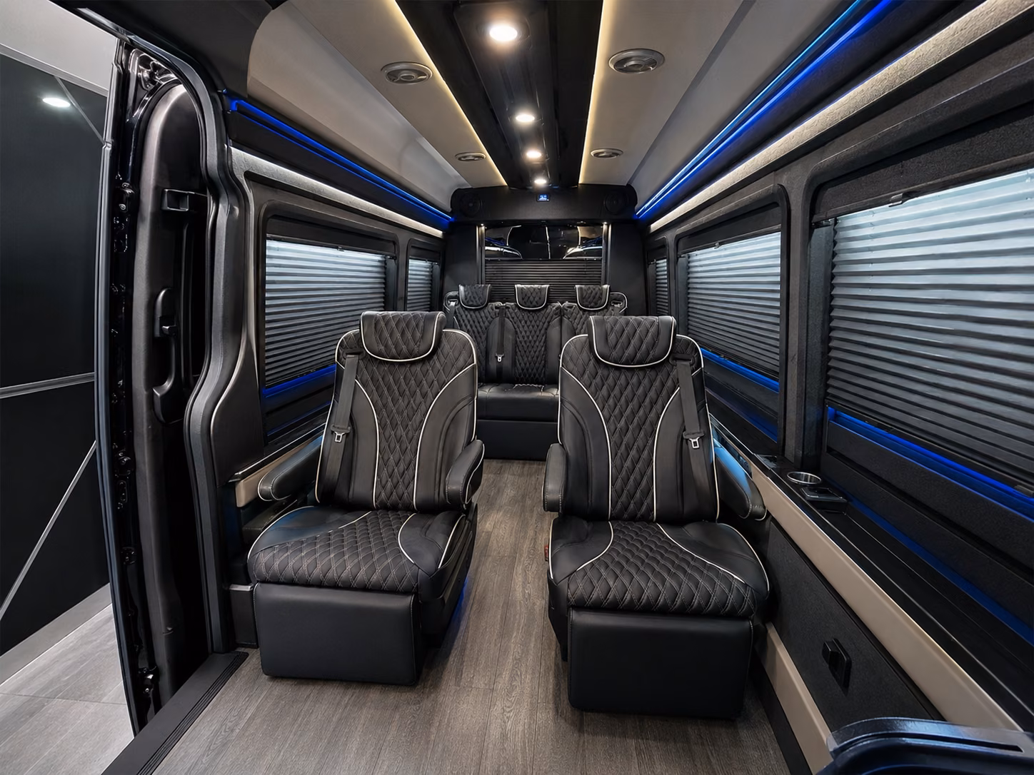 grand prairie airport shuttle buses for employees