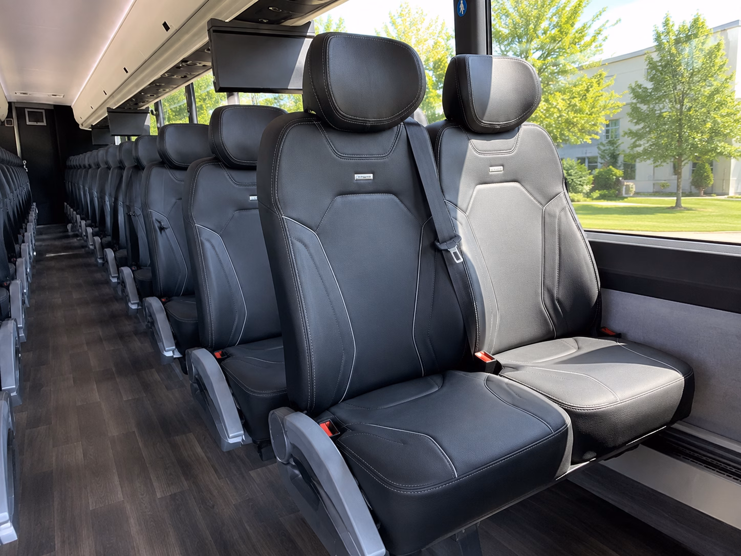 grand prairie charter bus tours to waco mammoth national monument and hot springs national park
