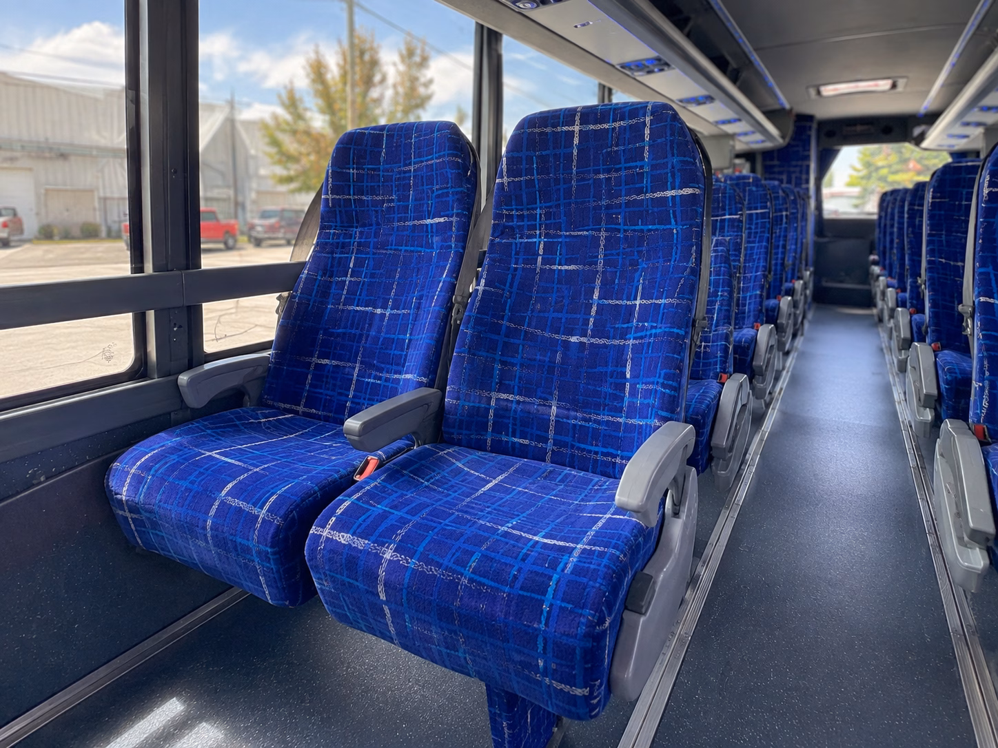 grand prairie hospital and campus shuttle bus rentals